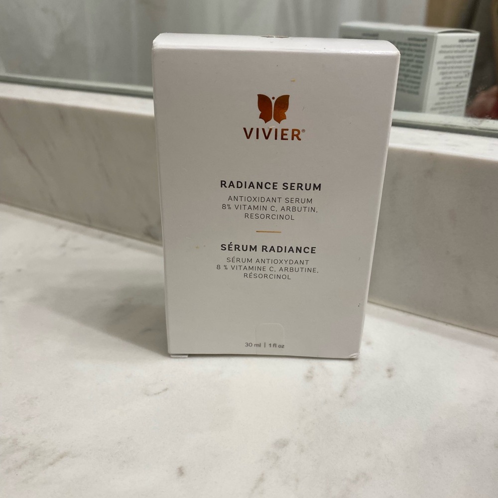ViVI Radiance Serum - White and Orange